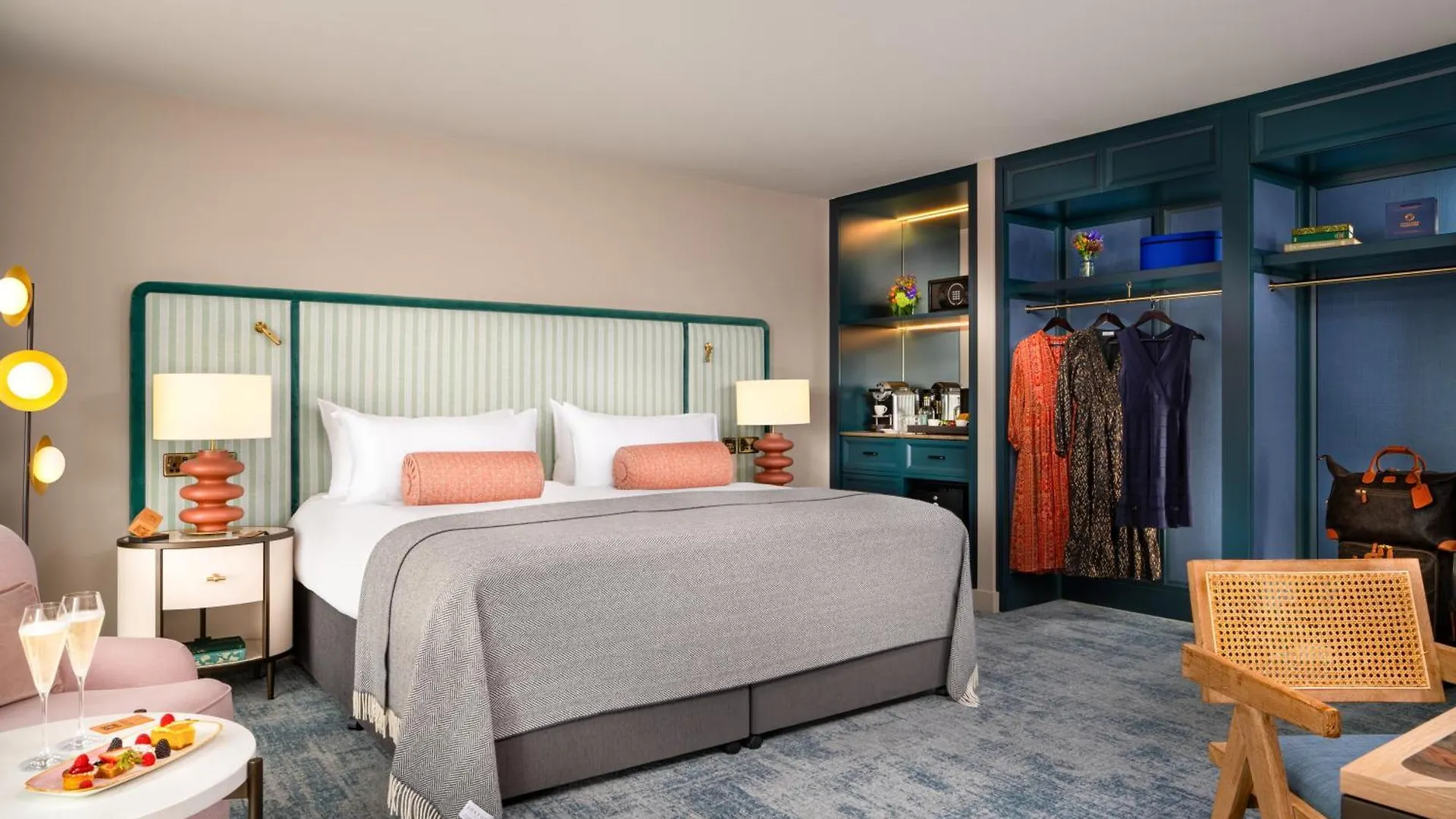 **** Hotel The Green Dublin Ireland