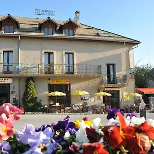 https://chez-le-poete.fr-provencehotel.com