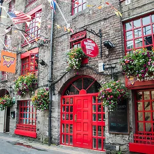 Hostal Isaacs